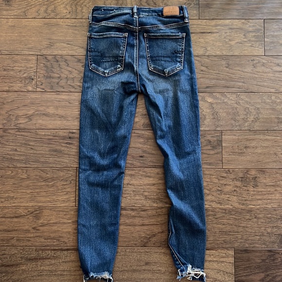 COPY - American Eagle hi-rise jegging crop - Picture 5 of 6